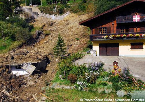 Photo d'un glissement de terrain à Châtel