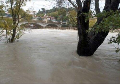 GEOAZUR - Le "risque Inondation" dans les Alpes Maritimes : Comment mieux s'en protéger?