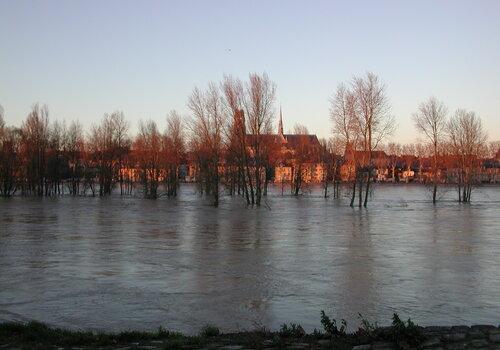 Crue de la Loire en décembre 2003
