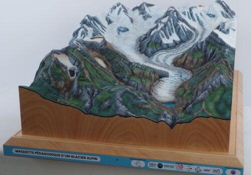 maquette pédagogique glacier.jpg