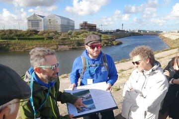 Explications le long du canal exutoire de Dunkerque