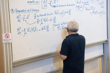 Cours de physique à l'INSA.